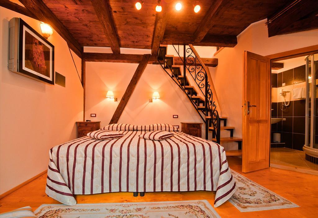 Casa Wagner Hotel Braşov Quarto foto